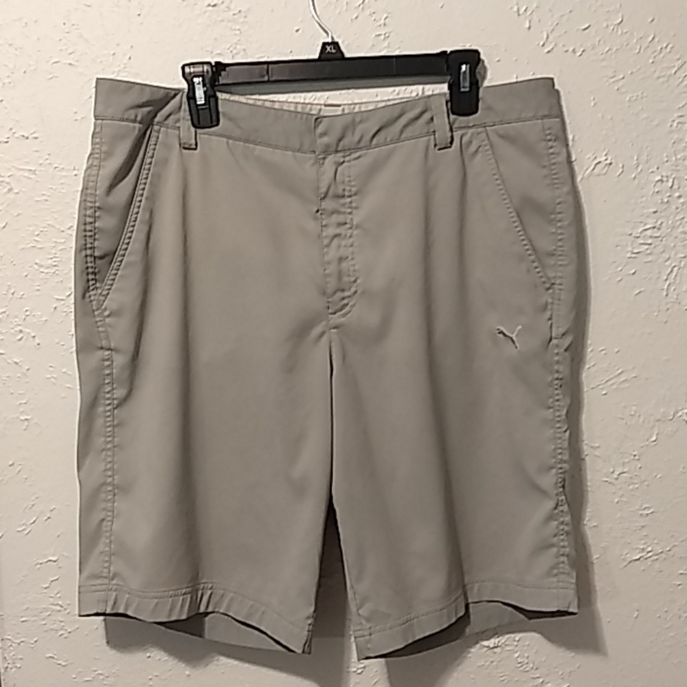 Men's Puma golf shorts